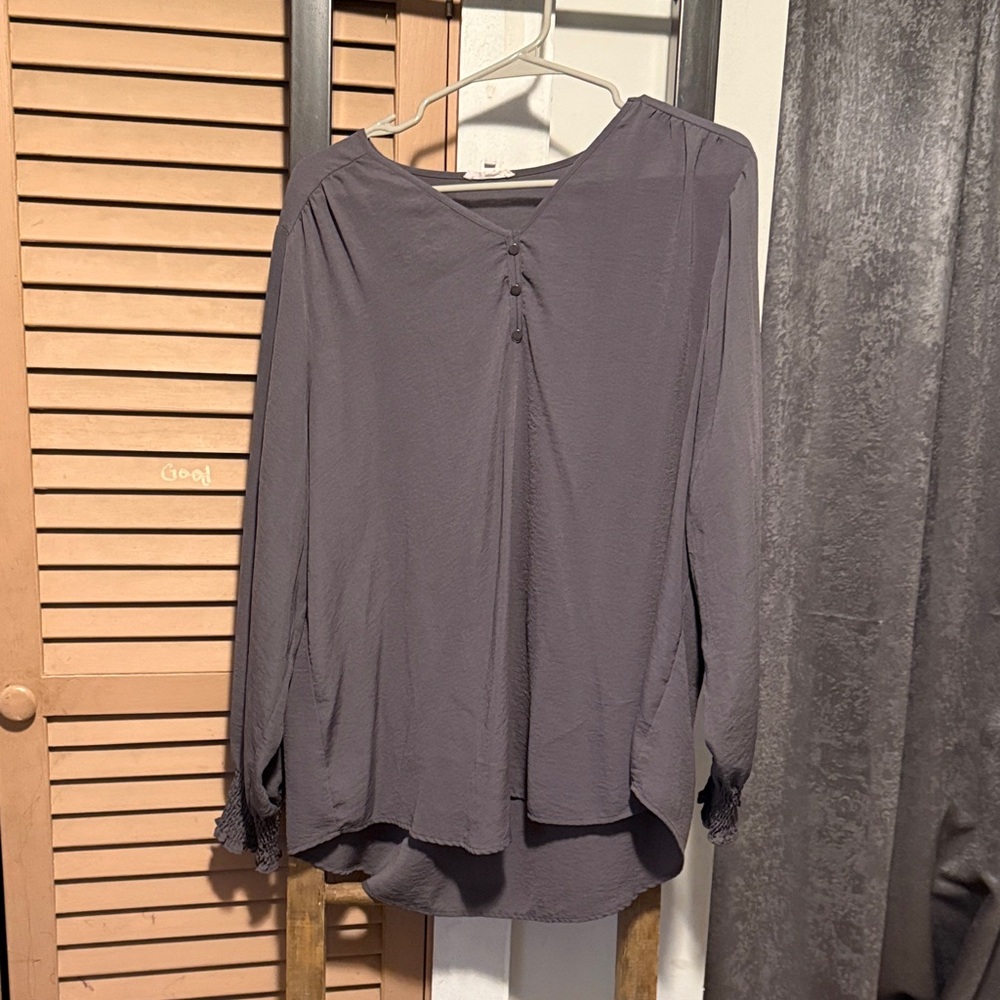 Elegant Gray Women's Top